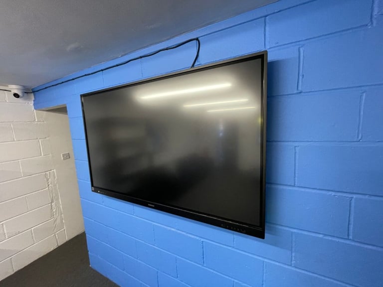 Samsung WA65F 65" Interactive 4K Touch Display – Android, EDLA, HDMI/USB-C, OPS