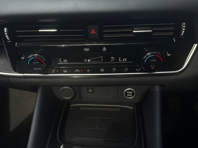 2023 Nissan Qashqai 1.3 DiG-T MH Tekna 5dr Hatchback Petrol Manual