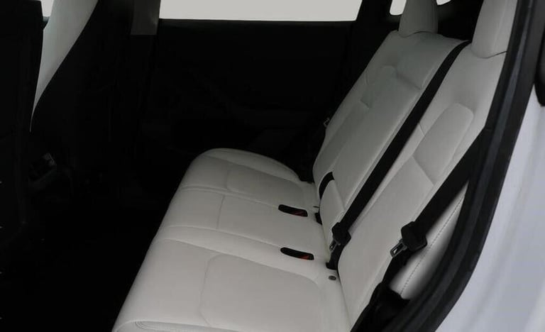 2025 Tesla Model Y Long Range RWD 5dr Auto MPV ELECTRIC Automatic