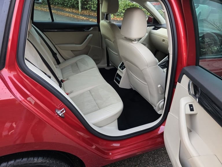 2017 Skoda Octavia 1.6 TDI SE L Estate 5dr Diesel DSG Euro 6 (s/s) (115 ps) Estate Diesel Automatic