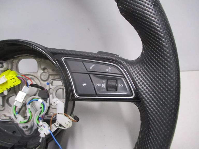 Audi A1 Sportback Steering Wheel 82A419091F Paddle Shifter 2019 S Line MK2