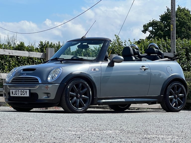 MINI CONVERTIBLE 1.6 Cooper S 2dr Supercharger . Fab Convertible Gun metal grey