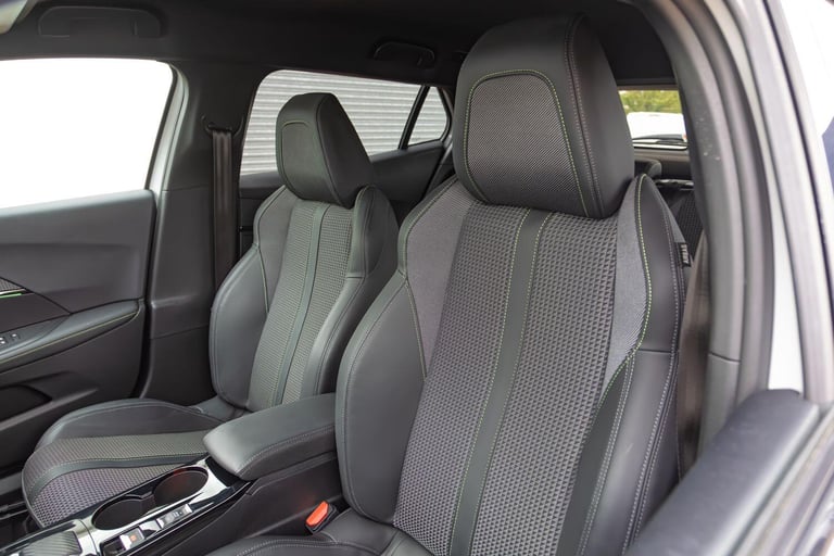 2022 Peugeot 2008 1.2 PureTech GT SUV 5dr Petrol EAT Euro 6 (s/s) (130 ps) HATCHBACK Petrol Autom...