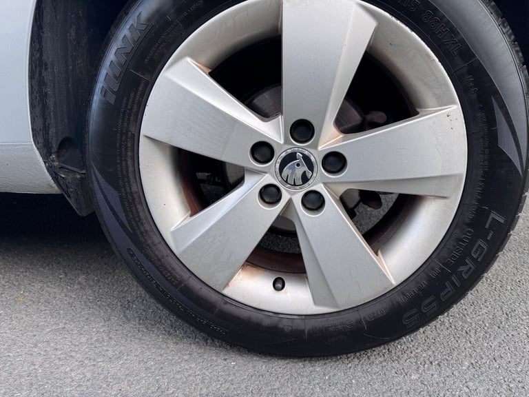 Skoda, FABIA, Hatchback, 2015, Auto, 1197 (cc), 5 doors