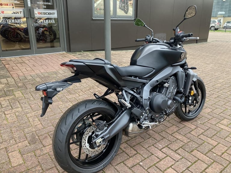 YAMAHA MT-09 - TECH BLACK - BRAND NEW - IN STOCK AT CRESCENT YAMAHA!