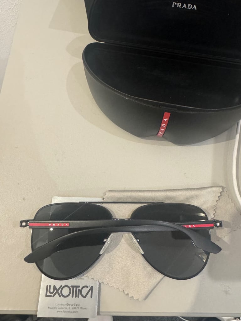 Prada sun glasses 