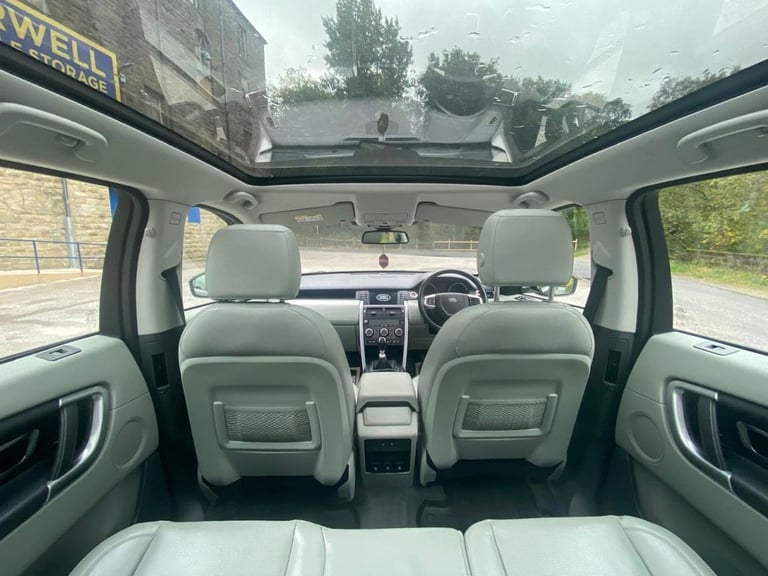 2018 Land Rover Discovery Sport 2.0 TD4 HSE Luxury SUV 5dr Diesel Manual 4WD Euro 6 (s/s) (180 ps...