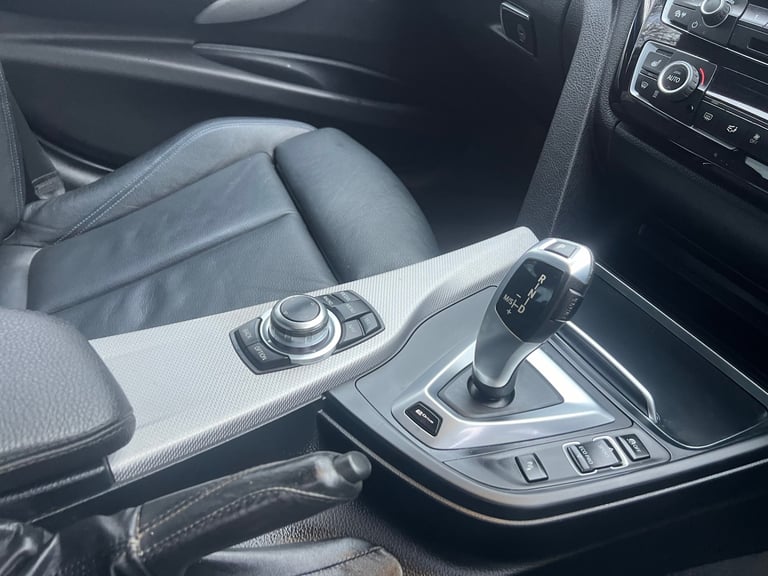 2017 BMW 3 Series 330e M Sport 4dr Step Auto body kit SALOON Petrol Parallel Phev Automatic