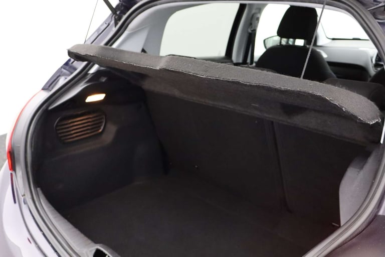2019 Peugeot 208 1.2 208 Signature PureTech S/S 5dr Hatchback Petrol Manual