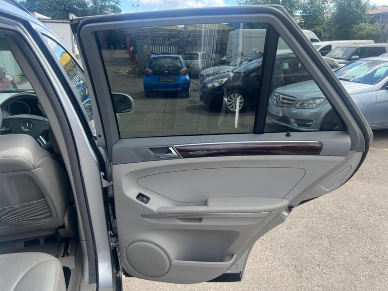  Mercedes-Benz M-Class 3.0 ML320 CDI SE 7G-Tronic 5dr Diesel Automatic