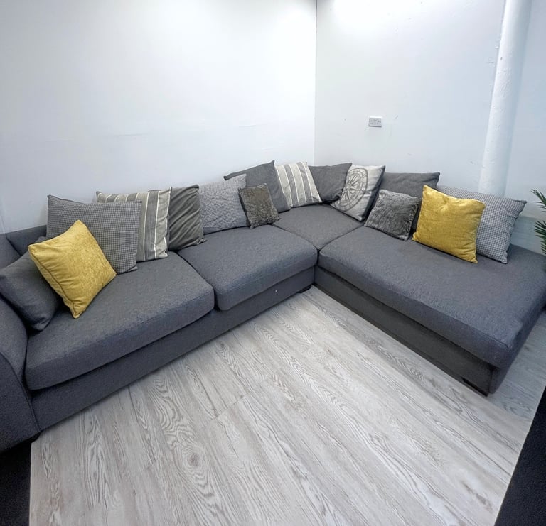 Cosey Grey Lazy Corner Sofa DELIVERY AVAILABLE!!