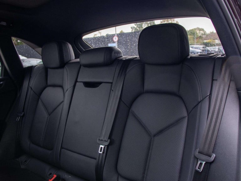 2023 Porsche Macan T 5dr PDK ESTATE PETROL Automatic