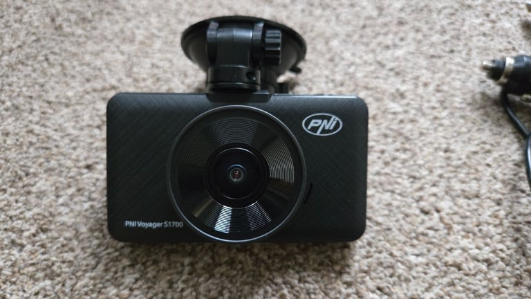 PNI s1700 voyager 4k Front Dashcam with 64gb SD Card