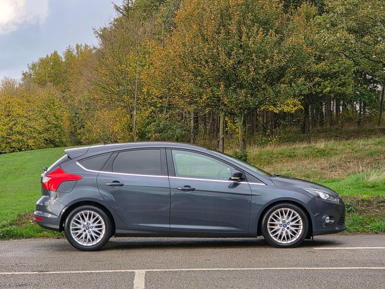 2013 Ford Focus 1.6 TDCi Zetec Euro 5 (s/s) 5dr Hatchback Diesel Manual