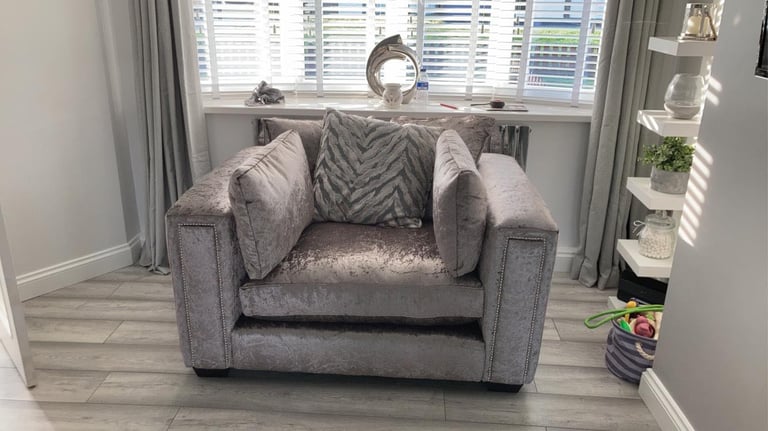 DFS Crush Velvet Sofa With Chair & Puffy