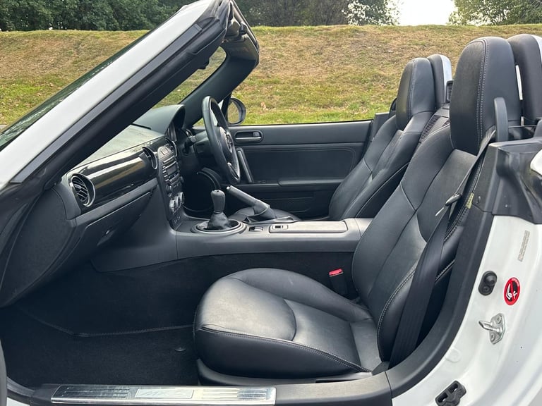 2013 Mazda MX5 2.0 Roadster Sport Tech - Lovely Example