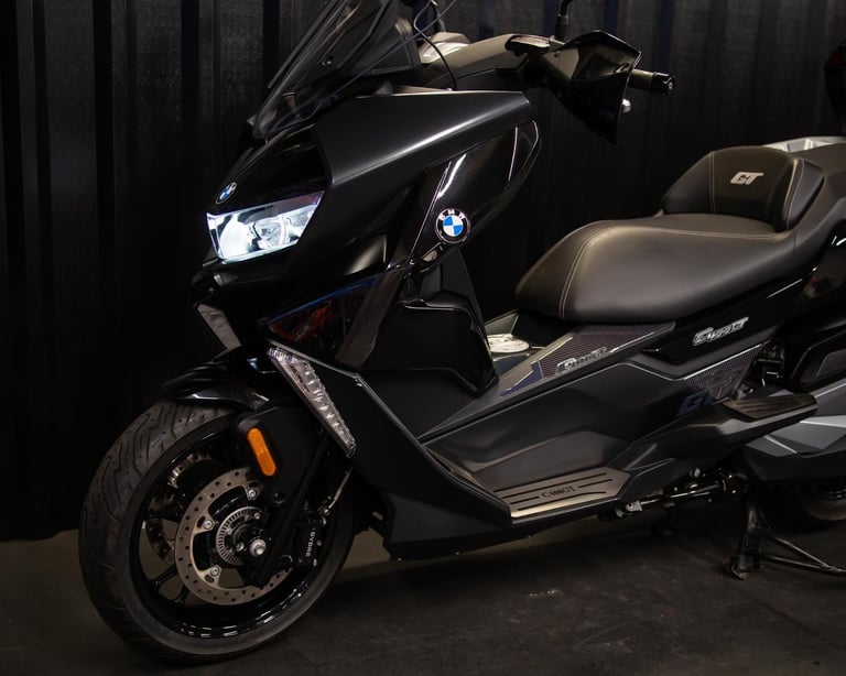 2021 BMW C400 GT Scooter - Great Condition - Perfect for Commuting or Touring