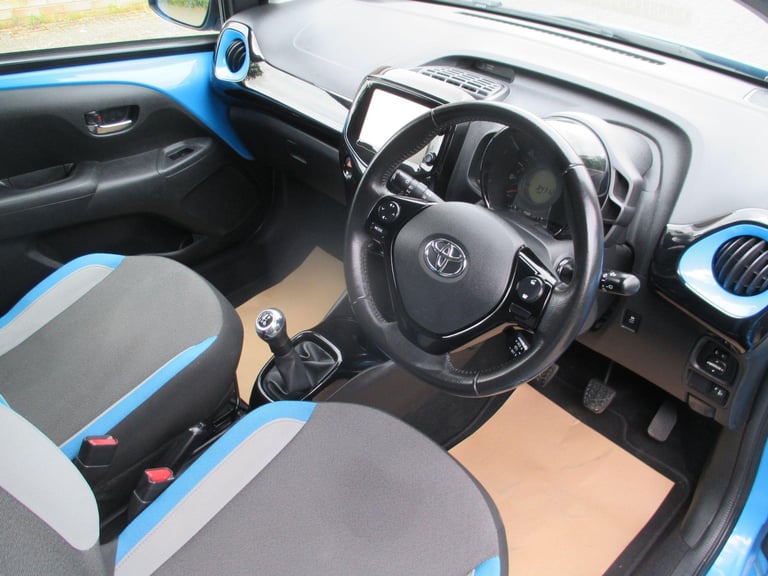 2016 Toyota AYGO 1.0 VVT-i x-cite Euro 6 5dr HATCHBACK Petrol Manual