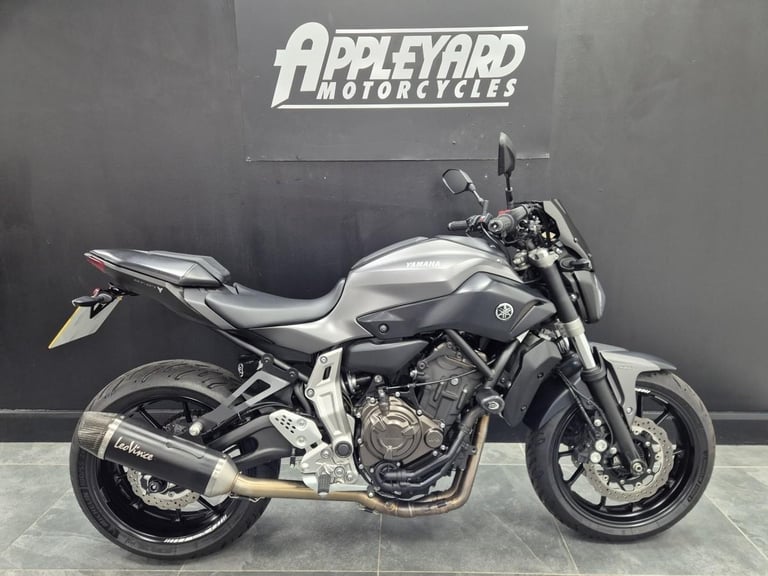 YAMAHA MT07
