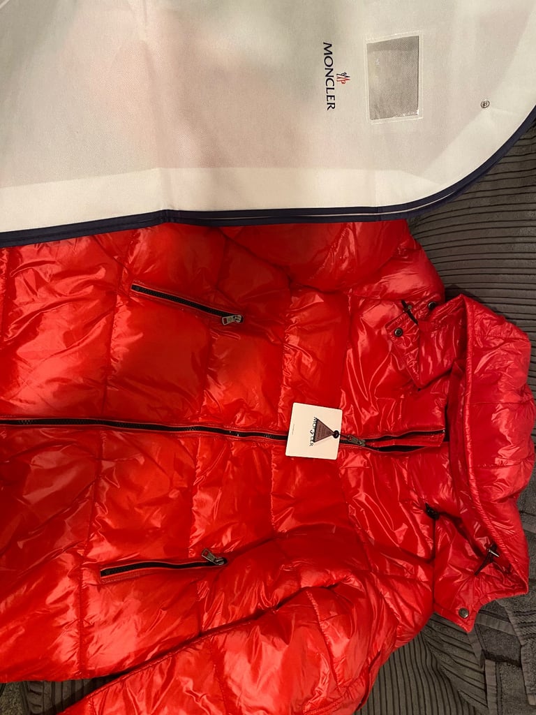 Moncler Jacket Coat Men’s Ladies Size 3