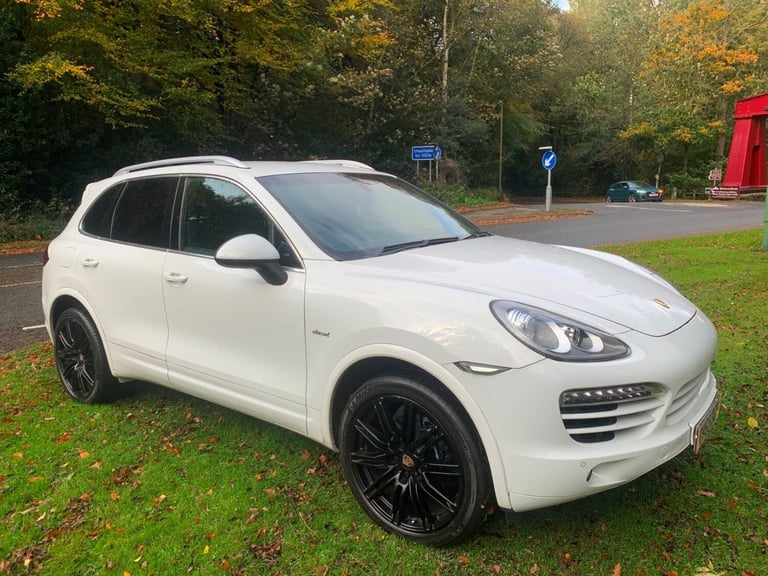 PORSCHE CAYENNE D V6 TIPTRONIC White Auto Diesel, 2013