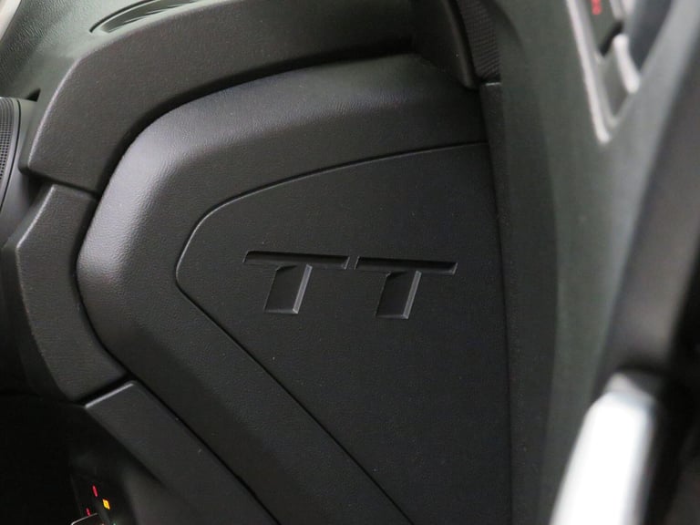 AUDI TT 2.0 TDI ultra S line 2015