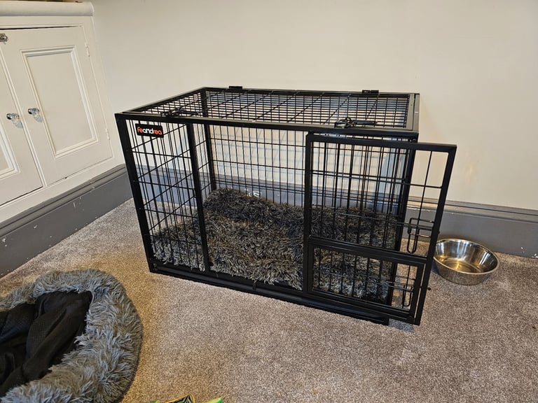 Sturdy Dog Cage/Crate