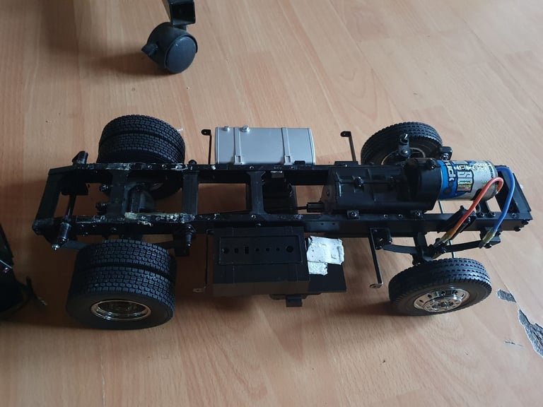 Rc tamiya 1/14 scale 2x roller truck chassis for reefer trailer 