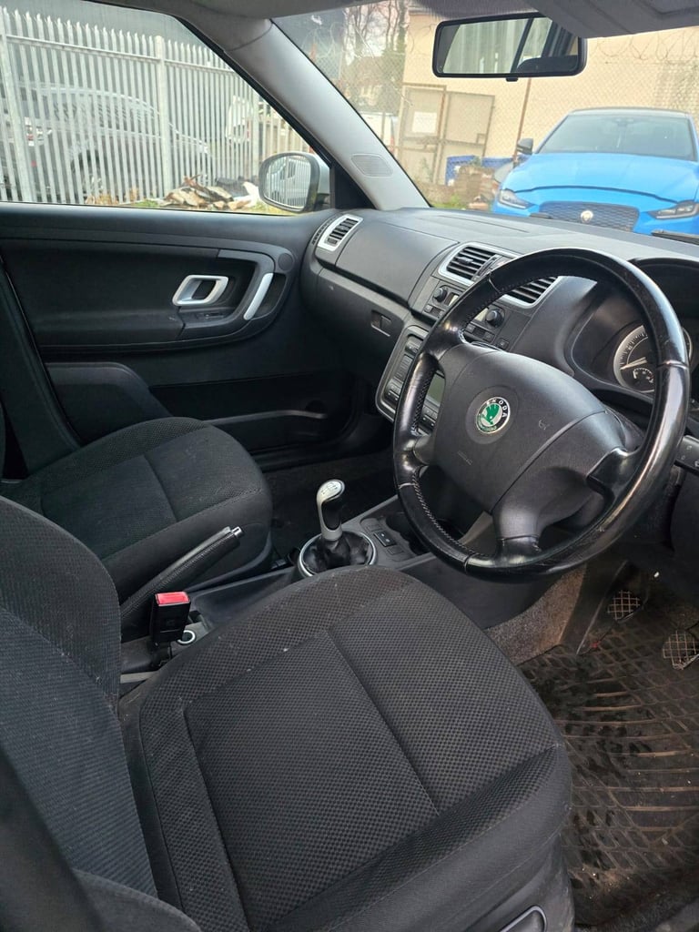 Skoda, FABIA, Hatchback, 2009, Manual, 1896 (cc), 5 doors