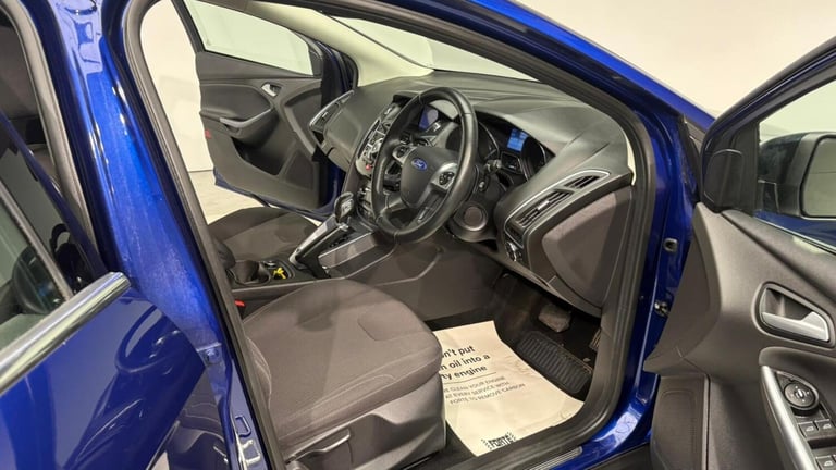 2013 Ford Focus 1.6 Titanium Navigator Powershift Euro 5 5dr ESTATE Petrol Automatic