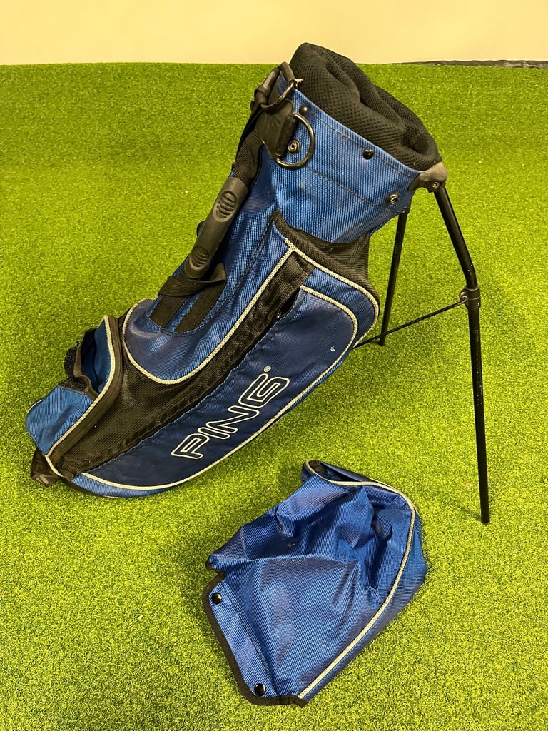 image for PING JUNIOR STAND BAG WITH HOOD. GOOD CONDITION 