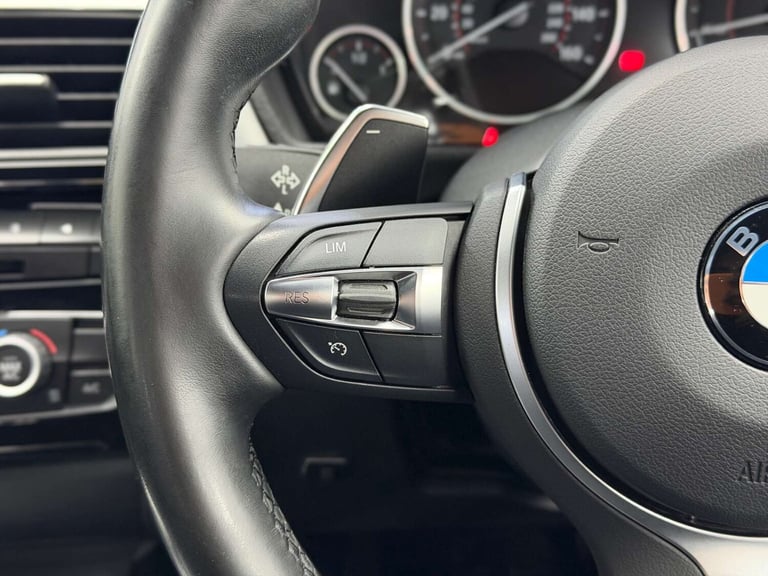 2018 BMW 3 Series 330e M Sport 4dr Step Auto SALOON PETROL/ELECTRIC Automatic