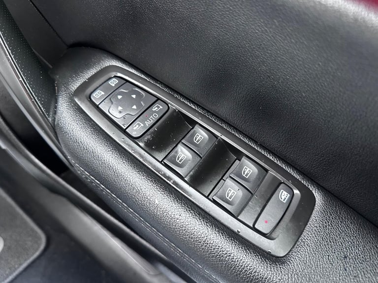 2017 Renault Megane 1.5 dCi Dynamique S Nav Euro 6 (s/s) 5dr HATCHBACK Diesel Manual