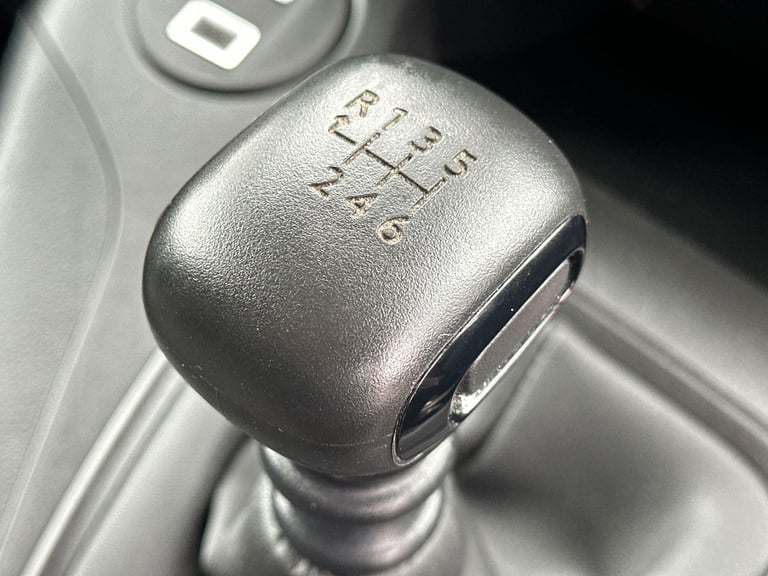  Peugeot Partner 1.5 Bluehdi 1000 Professional Standard Panel Van 5dr Diesel