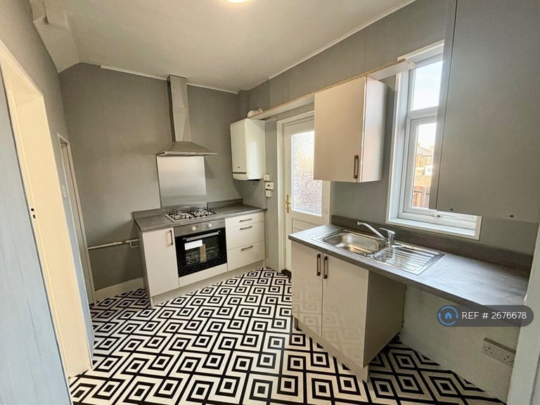 2 bedroom house in George Street, Gosforth, Newcastle Upon Tyne, NE3 (2 bed) (#2676678)