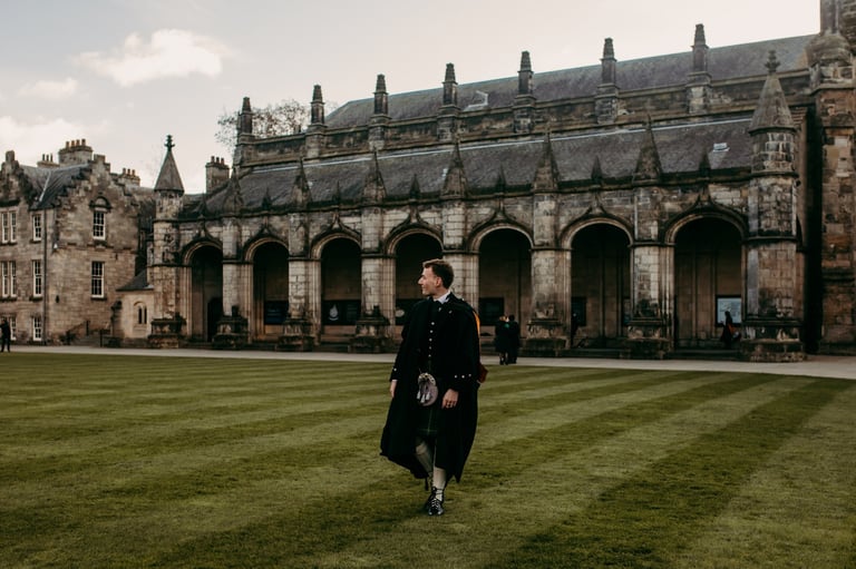 image for Experienced University-Level Tutor – Asset Transitions / Business & Finance – South Glasgow & Online