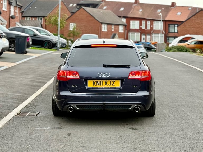 •2011 Audi A6 S-Line Avant 2.0TDI 170 6 Speeds. (Special Edition). 
