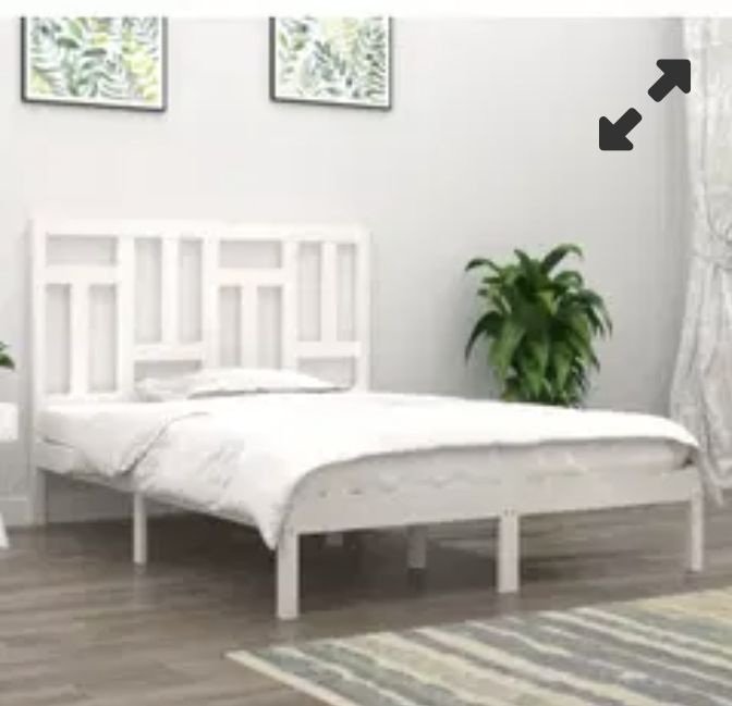 Solid wood kingsize bed frame new boxed Rrp£250