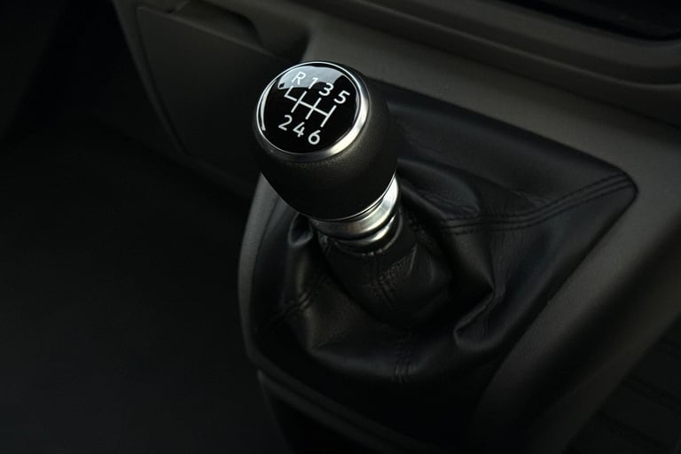 2025 Volkswagen Transporter Commerce Plus 2.0 TDI 110 PS 6sp Manual Van DIESEL Manual