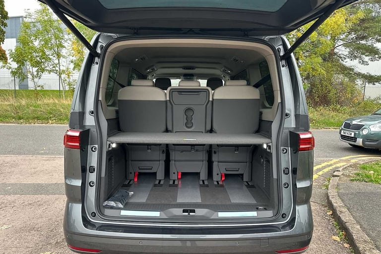 2025 Volkswagen Multivan Diesel Estate 2.0 TDI Style 5dr LWB DSG People Carrier Diesel Automatic