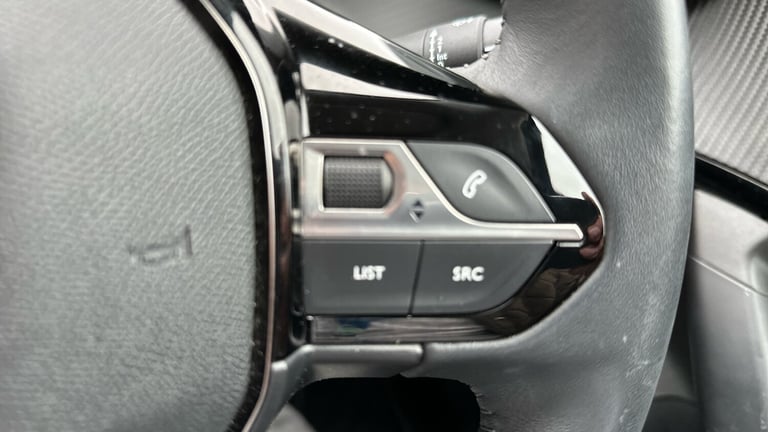 2021 Peugeot 2008 1.2 PureTech Allure Premium SUV 5dr Petrol Manual Euro 6 (s/s) (100 ps) SUV Pet...
