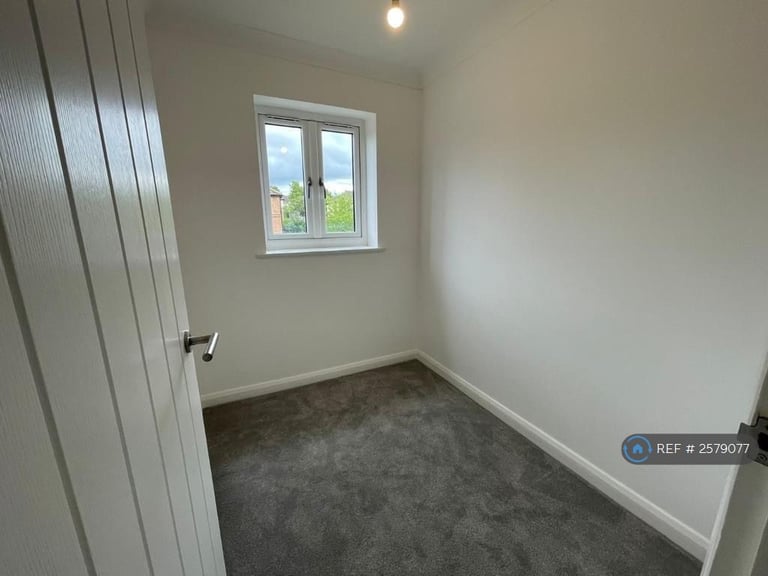 3 bedroom house in Rillington Gardens, Milton Keynes, MK4 (3 bed) (#2579077)