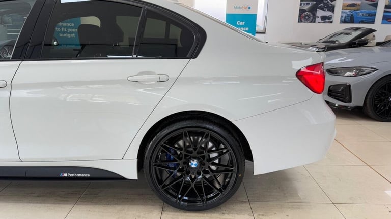 2015 BMW 3 Series 335d xDrive M Sport 4dr Step Auto SALOON DIESEL Automatic