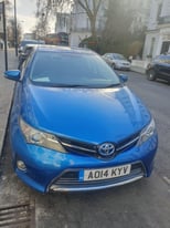 Toyota AURIS hybrid in fantastic conditions 