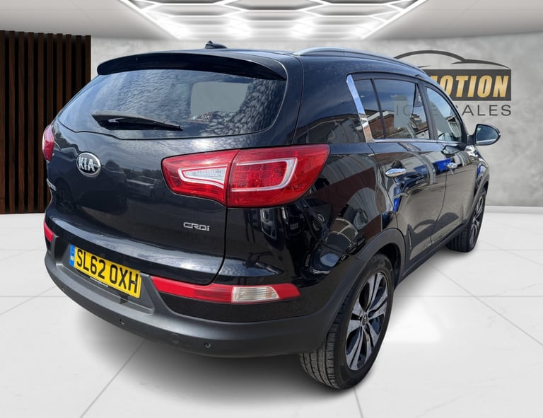 KIA SPORTAGE 2.0 CRDi KX-3 Black Manual Diesel 2012