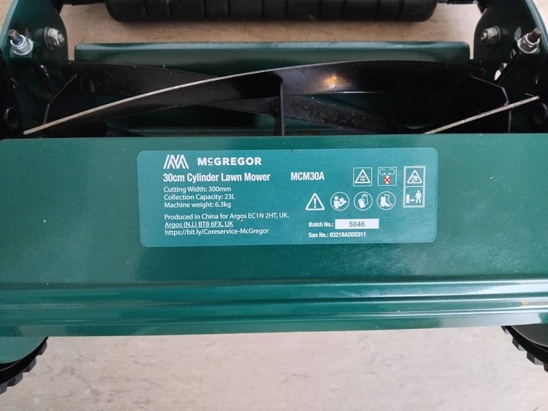 Push lawnmower 