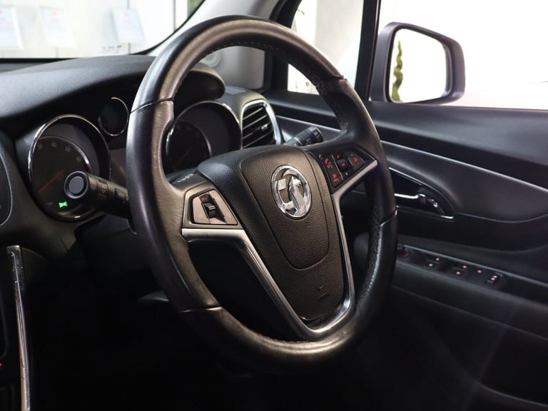 2016 Vauxhall Mokka EXCLUSIV S/S Hatchback Petrol Manual