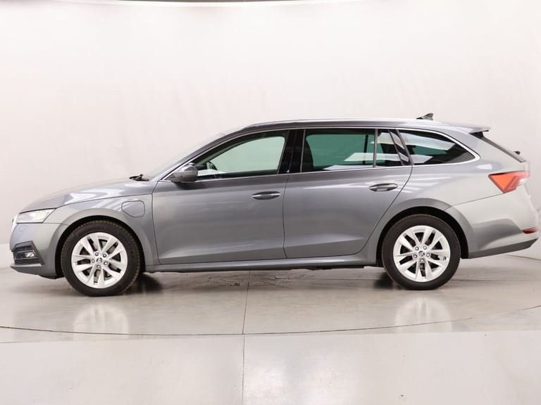 2022 Skoda Octavia 1.4 TSI iV 13kWh SE L Estate 5dr Petrol Plug-in Hybrid DSG Euro 6 (s/s) (20 Es...