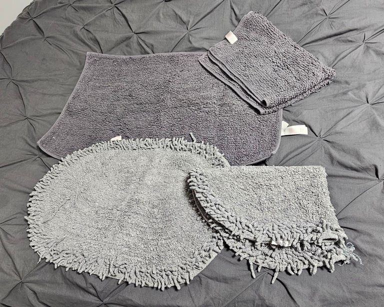Bathroom Mats ×4