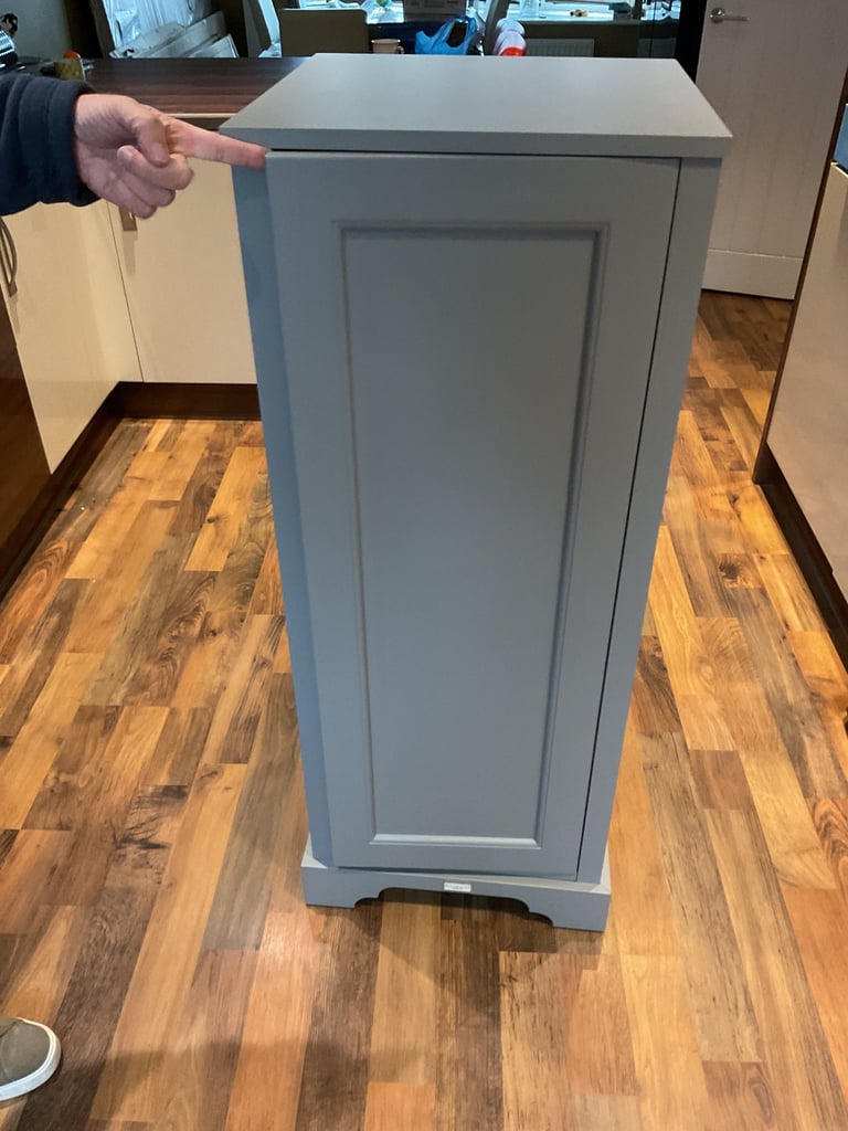 Bayswater Farrow and Ball plummet Grey bathroom tallboy RRP £900+ 